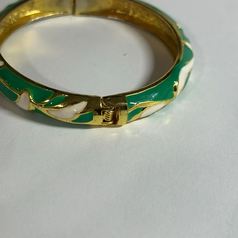 Set‎ of 2 Purple Green Enamel Snap Shut Bracelets